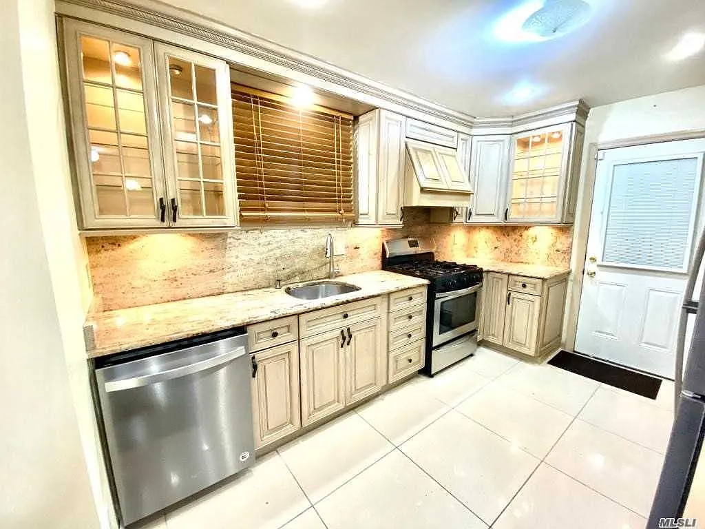 17714 Croydon Rd photo 1