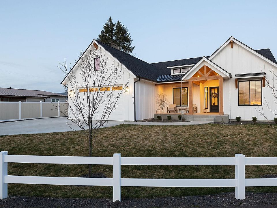 1st image of 3616 S Glenn Ln