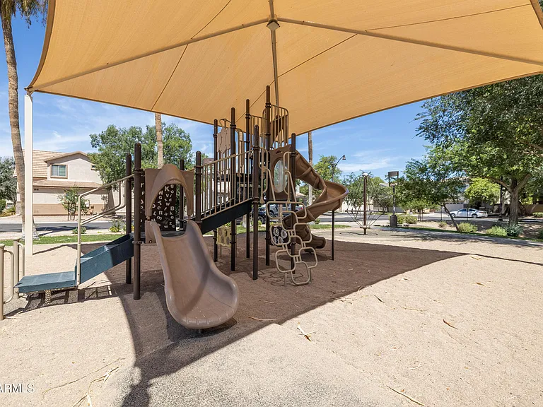 1531 S Longspur Ln — Photo 33