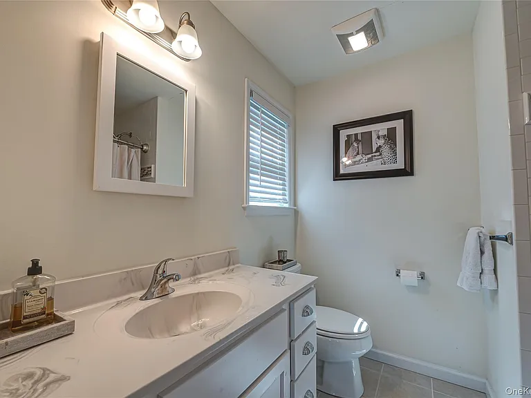 7 Nathan Hale Dr #A — Photo 15