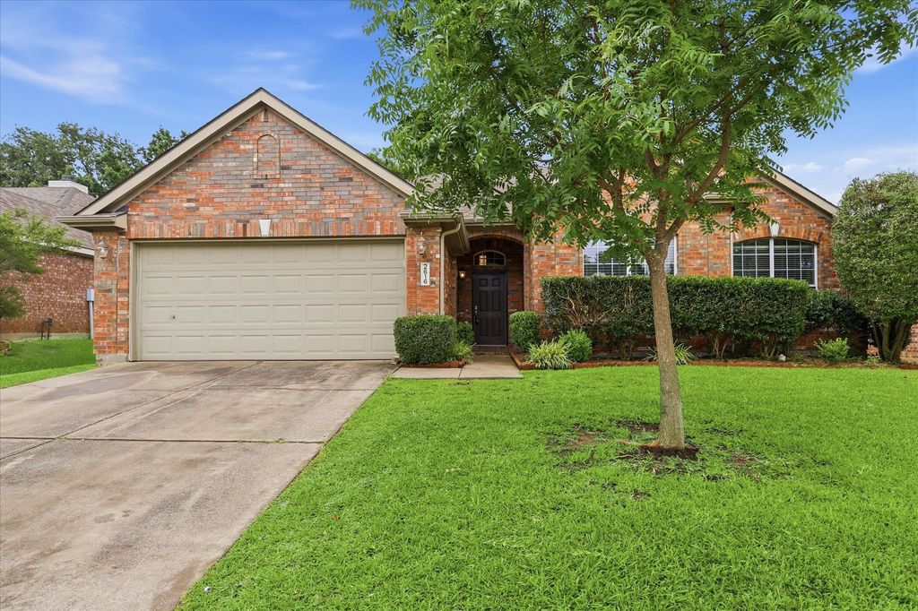 2616 Hollow Ridge Dr, Denton, TX - View 2