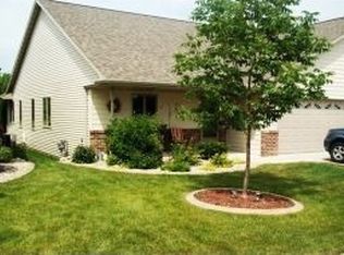 522 Villa Dr, Kimberly, WI 54136