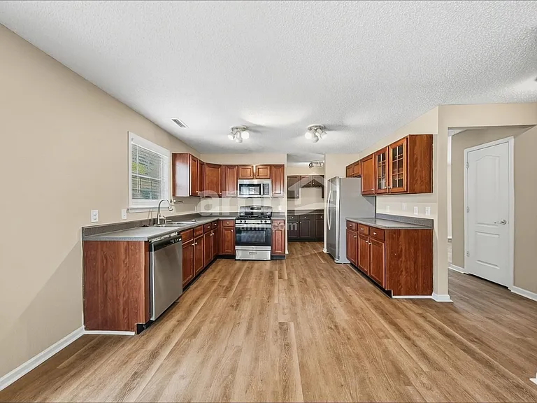14249 Country Breeze Ln — Photo 3