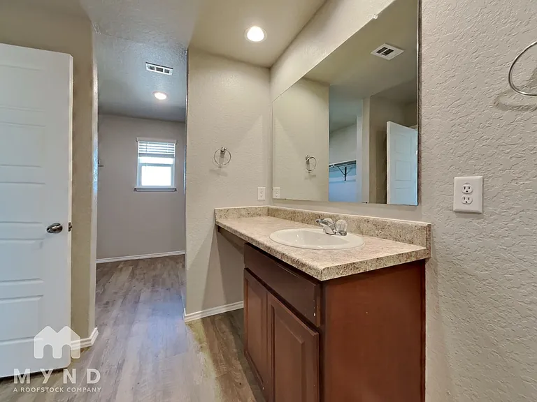 4105 Asher Aly — Photo 11