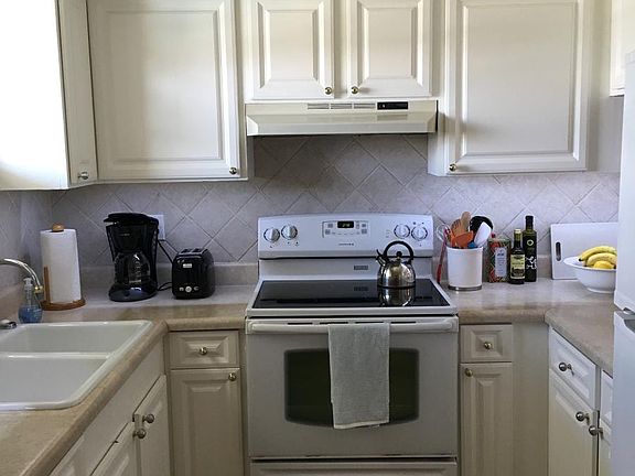 4th image of 1400 Ocean Dr #309
