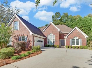 854 Georgian Point Dr, Lawrenceville, GA