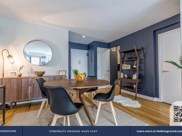 101 West 15th Street image 5 of 47