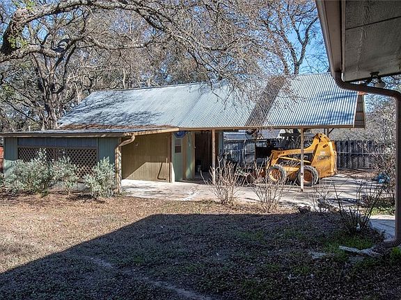 2nd image of 3303 Sanaloma Dr