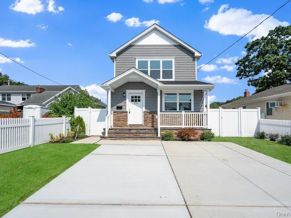 710 Franklin Avenue, Massapequa, NY 11758