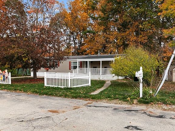 3rd image of 38 Rosemary St