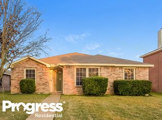 2804 Monticello Ln, Lancaster, TX 75134