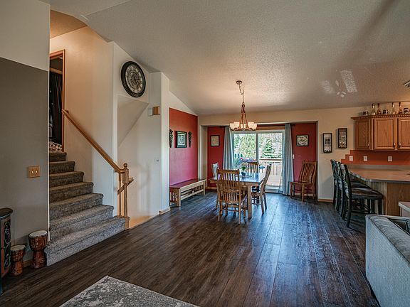 4th image of 6821 Endicott Dr