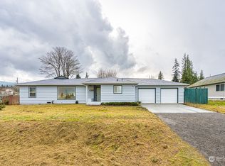 820 W 12th St, Port Angeles, WA