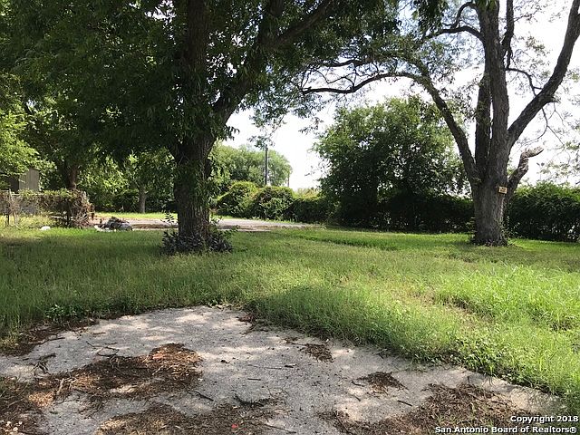 1st image of 215 Readwell Dr