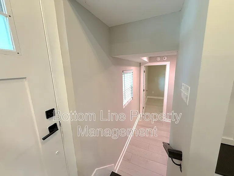 4117 Oak Forest Dr — Photo 19