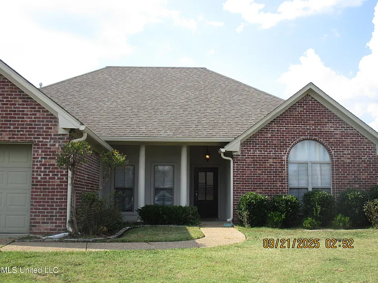 165 Tradition Pkwy — Photo 2