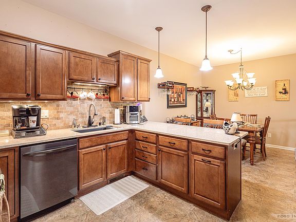 5th image of 5704 Prairie Stone Dr