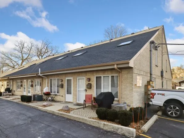 7240 Dixon St #B, Forest Park, IL 60130
