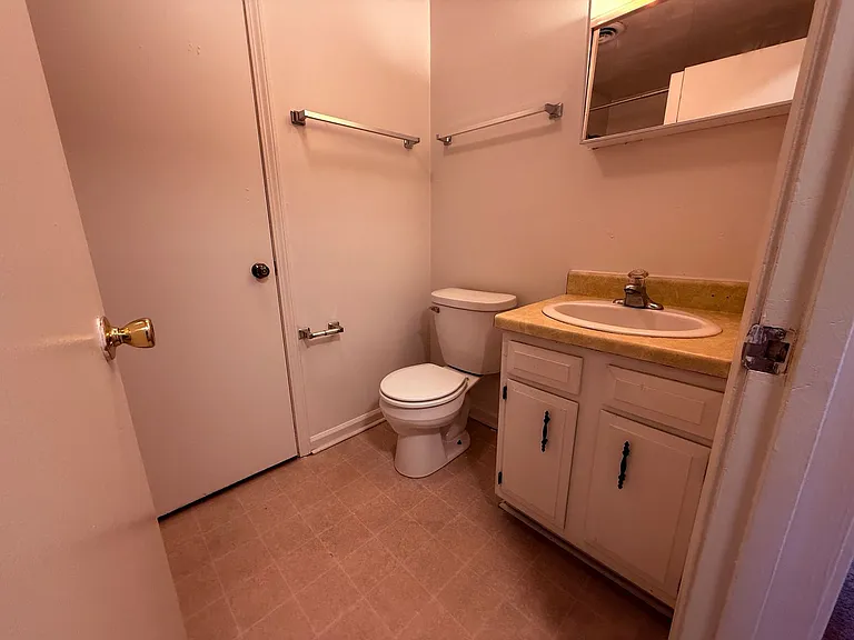 1407 Toms Creek Rd #15 — Photo 13