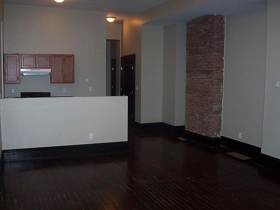 2nd image of 2742 Osage St Floor 1