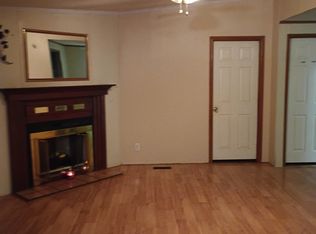 453 Deer Stand Dr, Lumberton, NC 28358