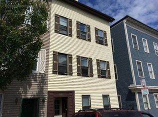 207 K St #2, Boston, MA 02127