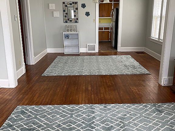 Living room & dinning room