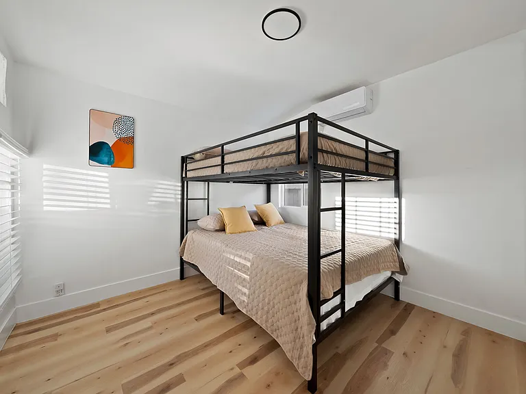 5028 Monroe Ave — Photo 18