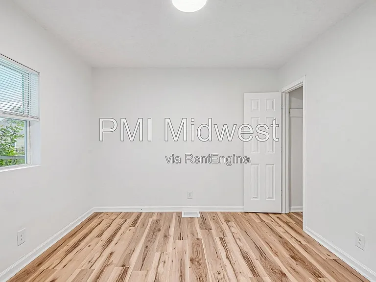 3118 W 9th St — Photo 17