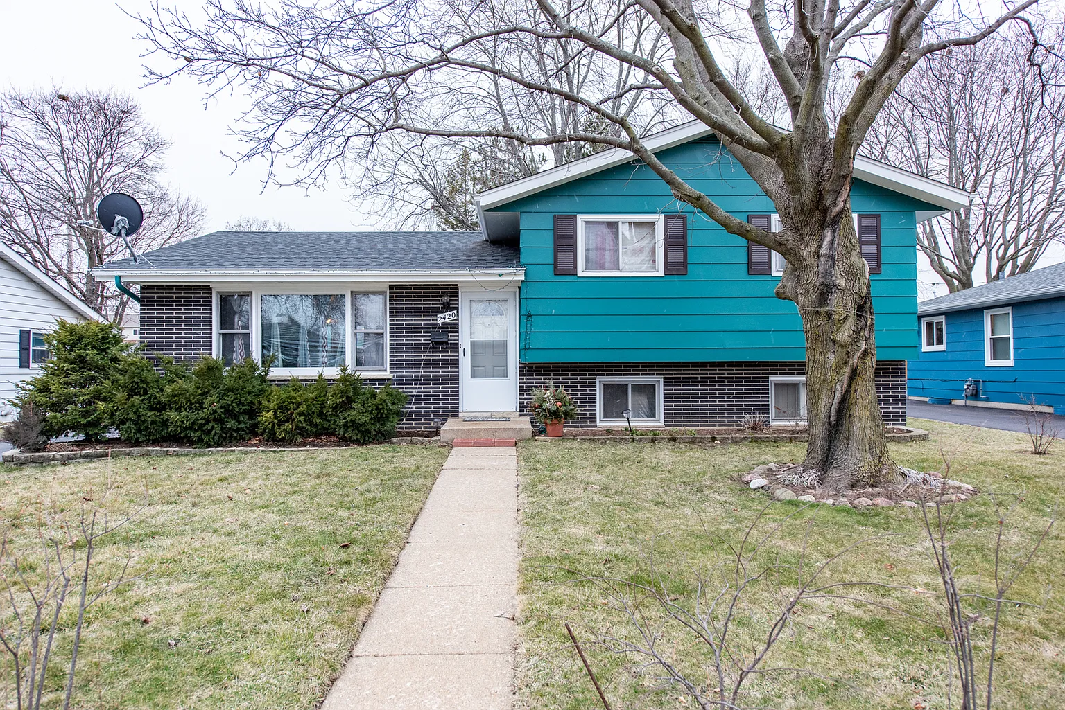 2420 Yeoman St photo 1