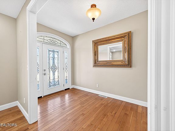 3rd image of 1945 W Creston Rd Lot 1