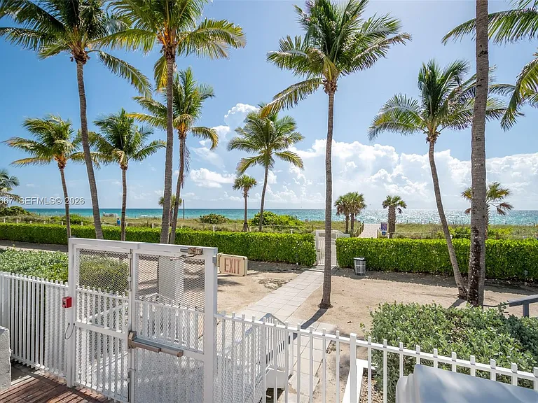 5005 Collins Ave #1506 — Photo 48