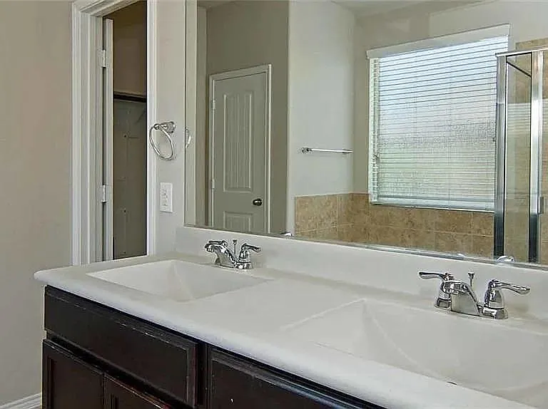 12308 Walden Wood Dr — Photo 5