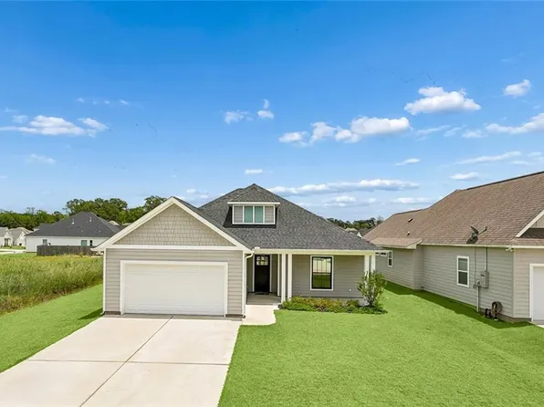 1305 Abita River Dr, Covington, LA 70433