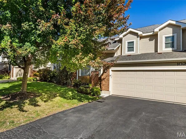 1024 N Spoede Rd, Saint Louis, MO 63146