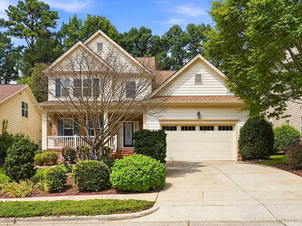 202 Briarfield Dr, Apex, NC 27502