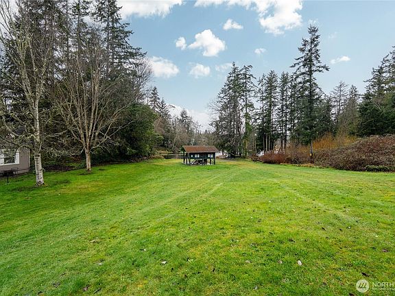 5th image of 1600 Aspen Drive