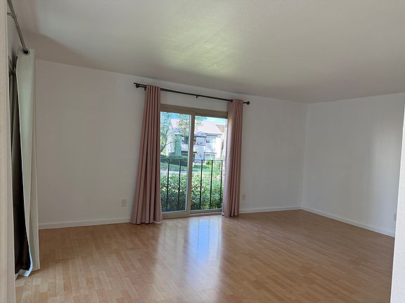 5th image of 777 San Antonio Rd APT 9