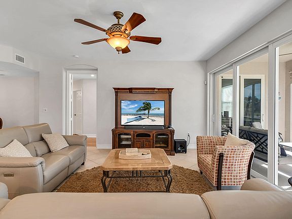 4th image of 1285 Rialto Way Unit 102