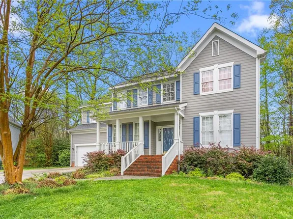 101 Elk River Ct, Mebane, NC 27302