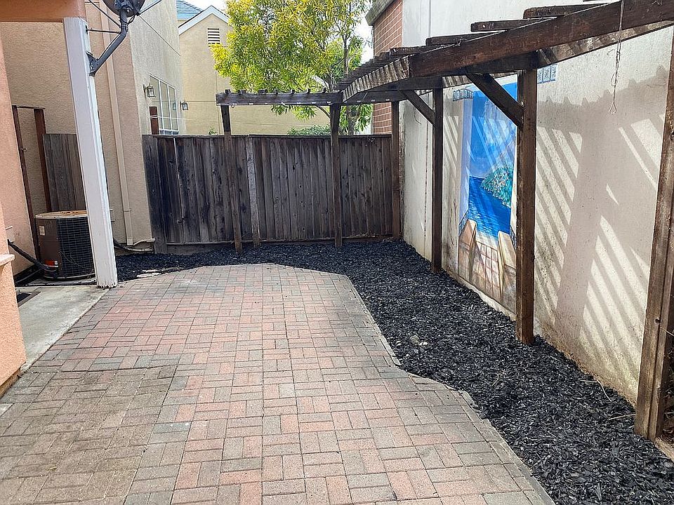 2nd image of 103 Laurel Way