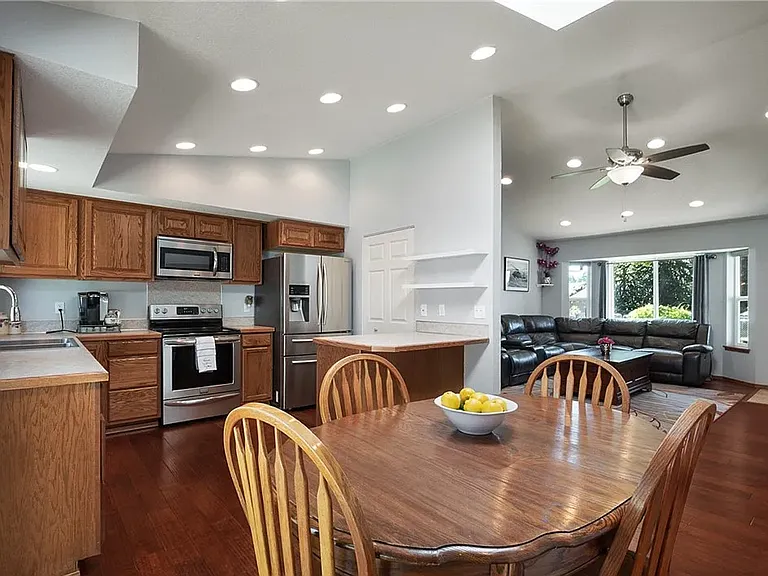 1141 Pinedrop Loop SE — Photo 10