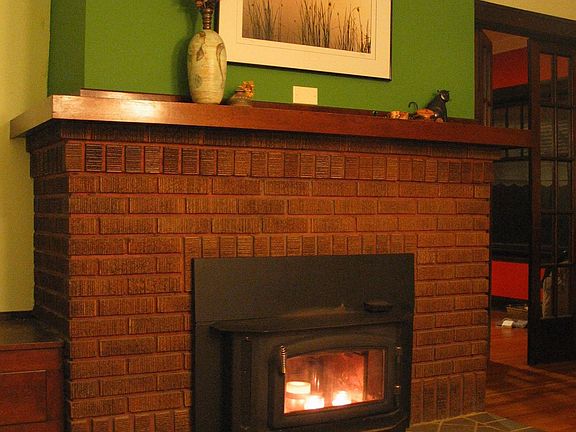 Wood-burning fireplace insert can be primary heat source