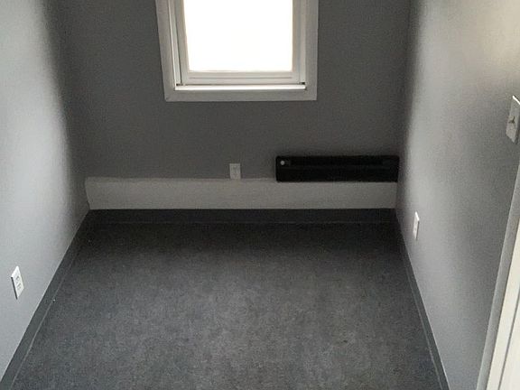 4th image of 633-635 S Union St #2