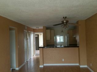 7710 NW 50th St APT 304, Lauderhill, FL 33351