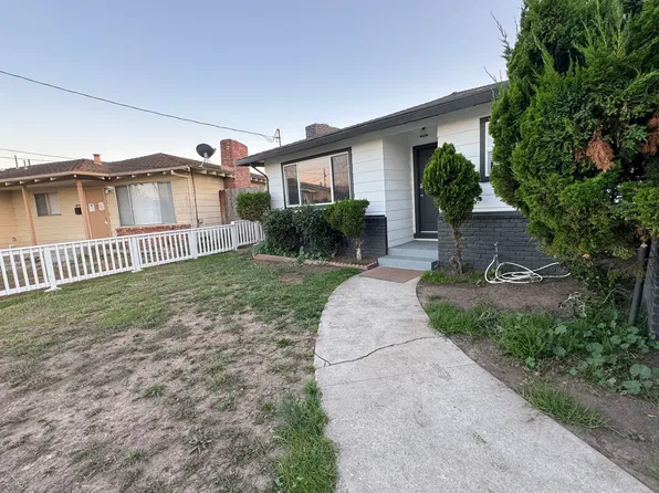 834 Camille Ct, Salinas, CA 93905