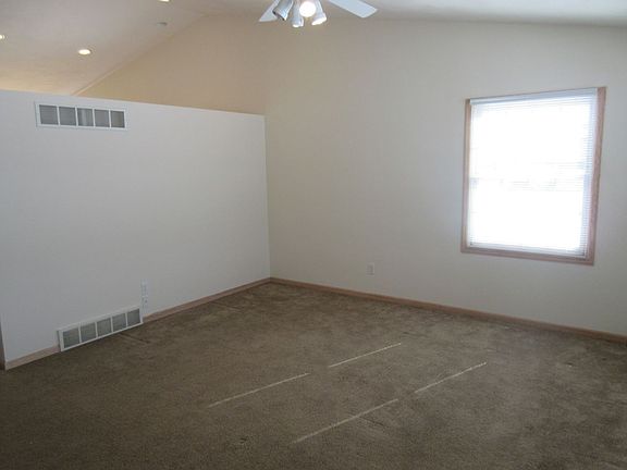 3rd image of 2704-2706 Cumberland Dr #2704