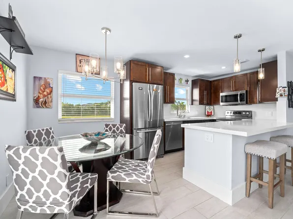 265 Saxony #F, Delray Beach, FL 33446