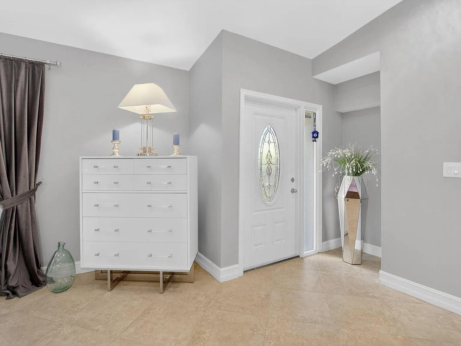 3 bed, 2.5 bath, 1767 sqft, $5,500 — Photo 4