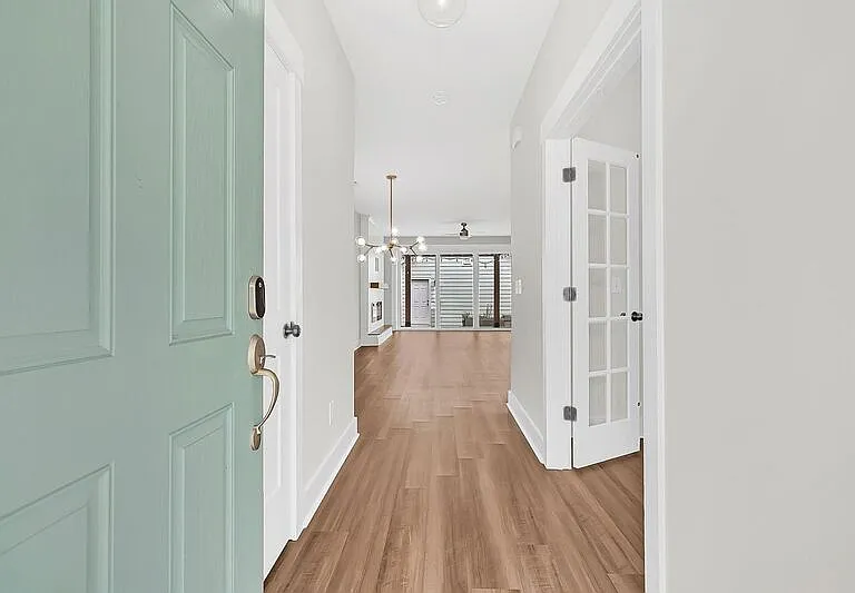 396 Ripple Park Dr — Photo 8